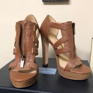 Jessica Simpson camel sandals platform size 6